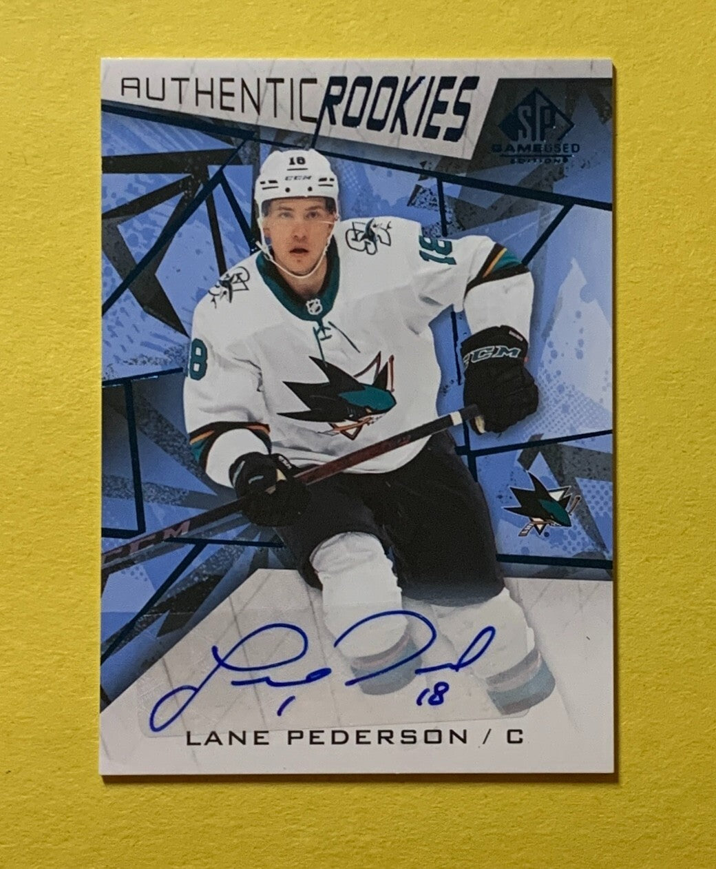 2021-22 UPPER DECK SP GAME USED LANE PEDERSON AUTHENTIC ROOKIES AUTO #192