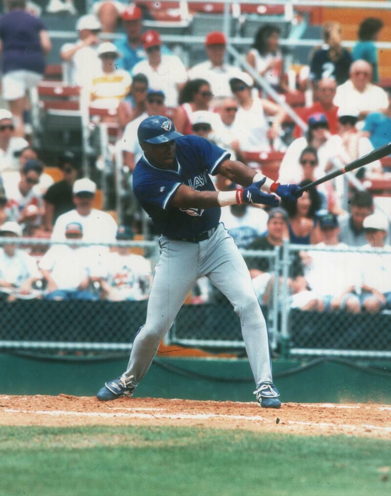 CANDY MALDONADO TORONTO BLUE JAYS UNSIGNED 8X10 PHOTO