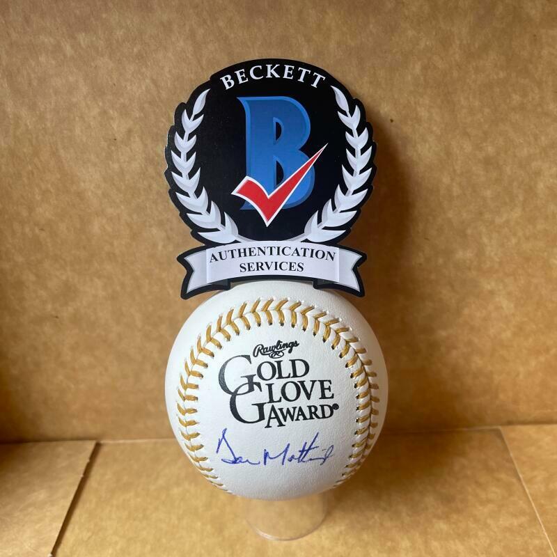 DON MATTINGLY NEW YORK YANKEES SIGNED AUTO GOLD GLOVE BASEBALL BAS  WITNESSED WT