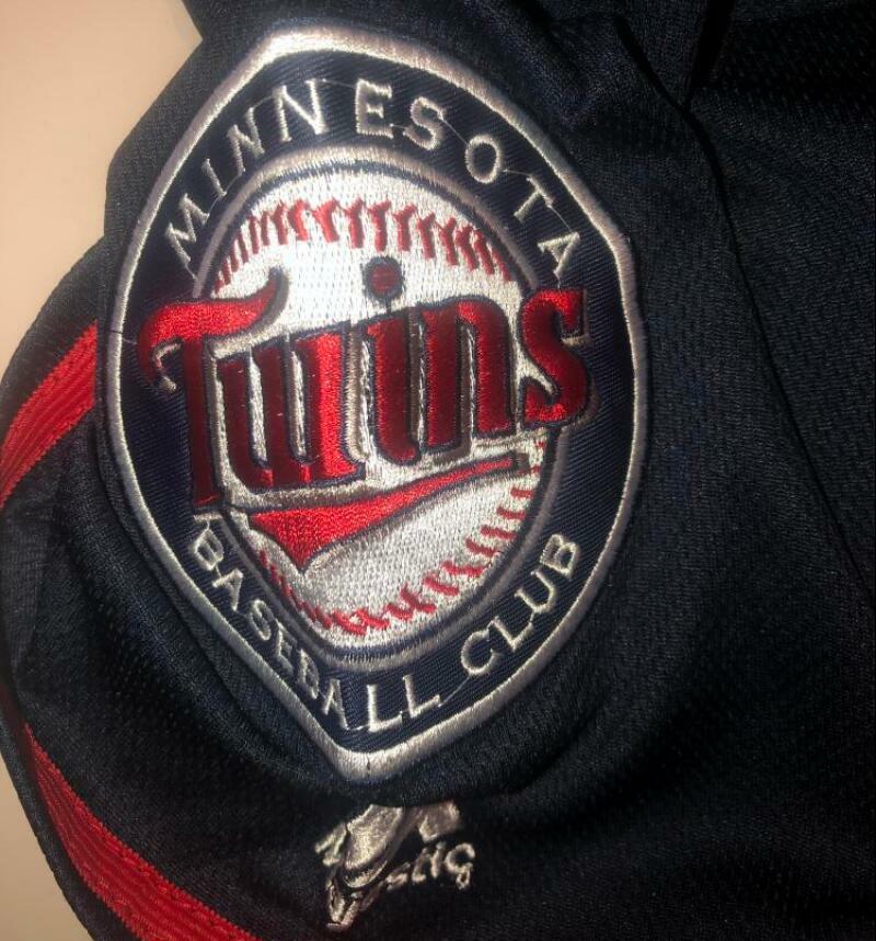 JORGE POLANCO #11 TWINS SIGNED SZ 48 JERSEY BECKETT S69146