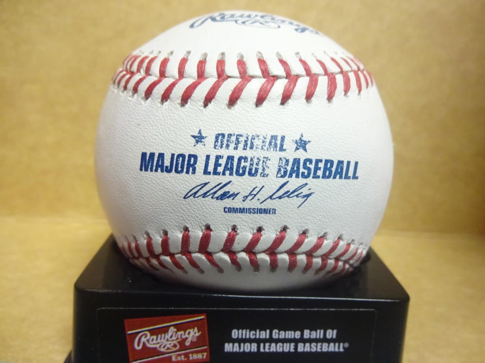 BILLY TRAVERS MILWAUKEE BREWERS SIGNED M.L. BASEBALL W/COA