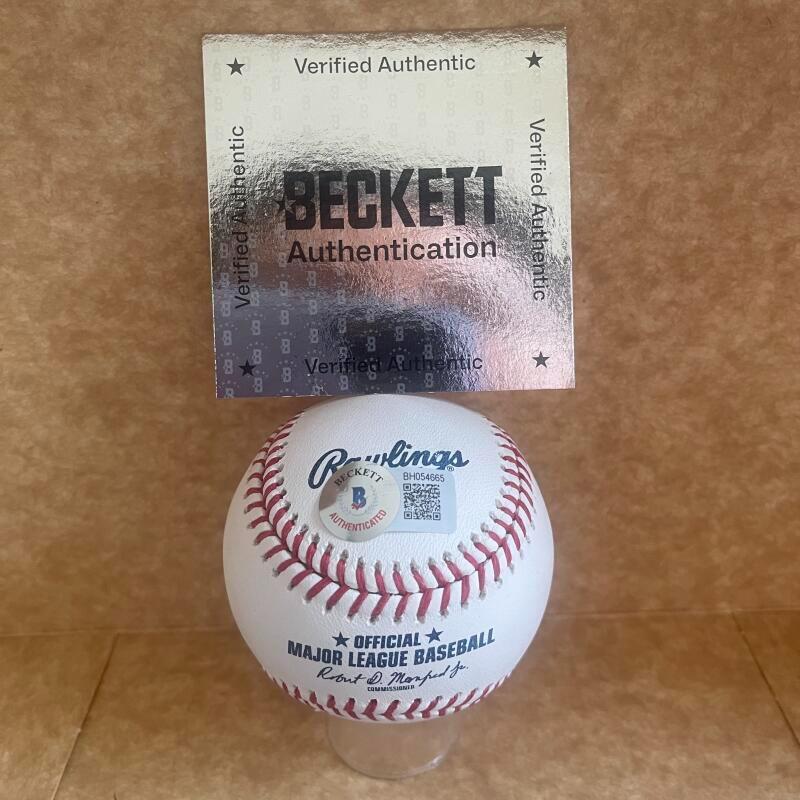 ANDRUW JONES  NL CHAMPS 96 SIGNED AUTO BASEBALL BECKETT AUTH