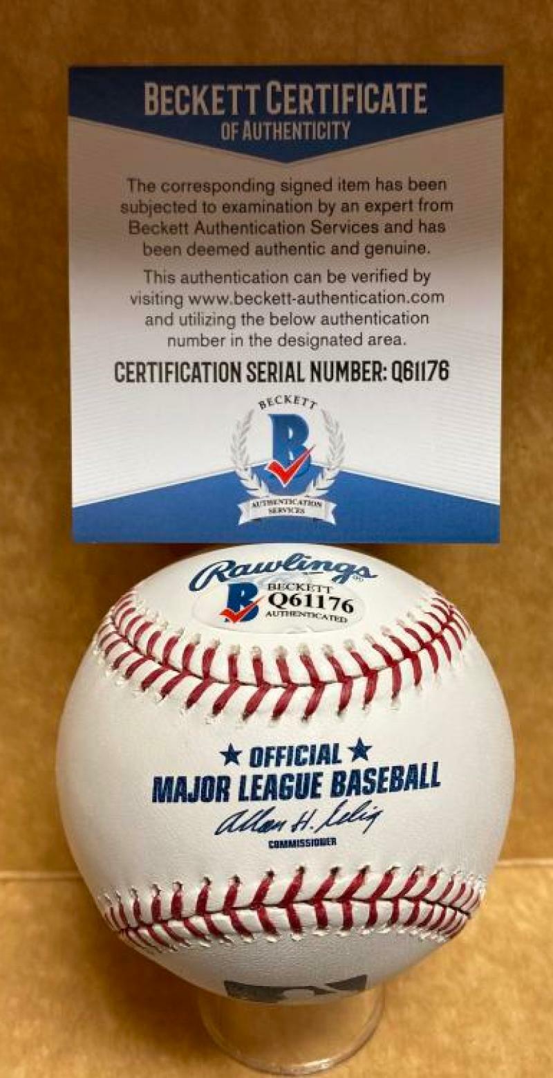 LAMARR HOYT 83 A.L. CY YOUNG WHITE SOX SIGNED AUTO M.L. BASEBALL BECKETT Q61176