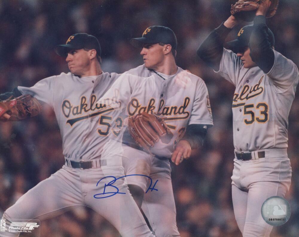 BARRY ZITO  OAKLAND A'S SIGNED AUTOGRAPHED 8X10 PHOTO W/ COA