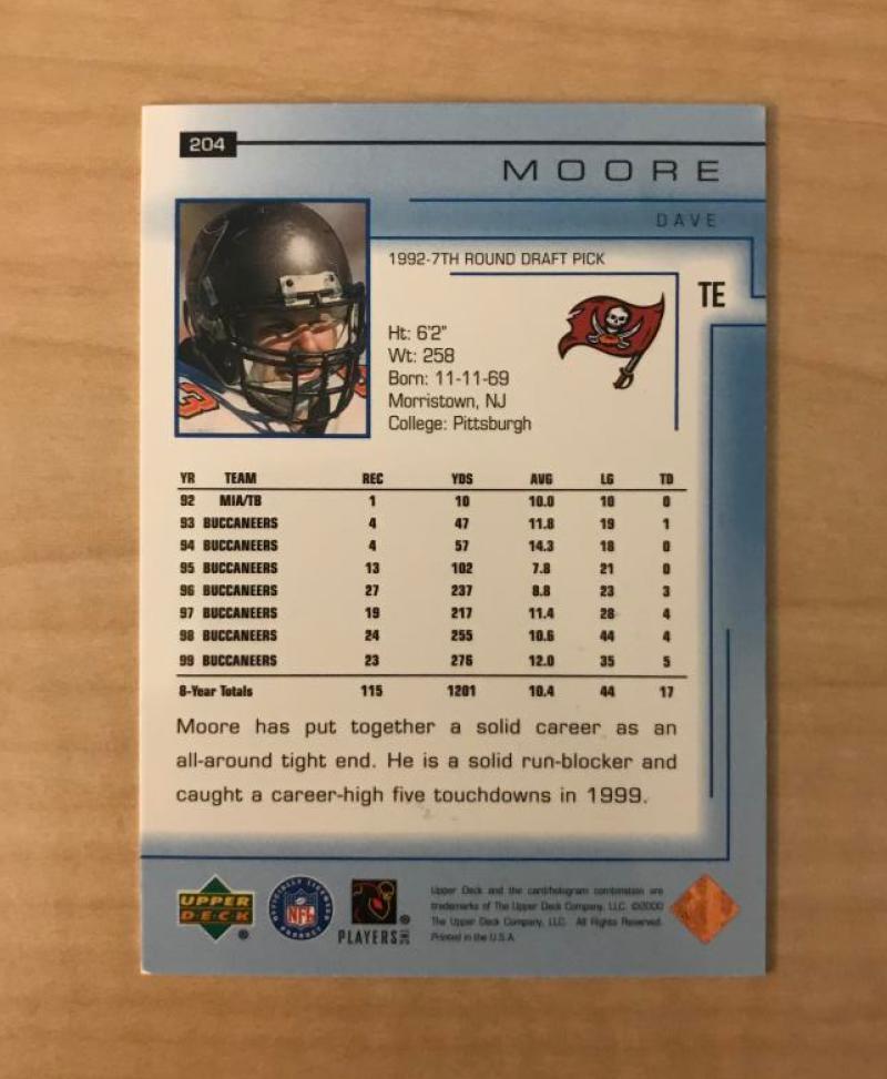 DAVE MOORE TAMPA BAY BUCCANEERS AUTOGRAPHED 2000 UPPER DECK CARD #204 W/COA