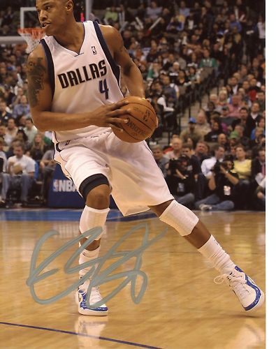 CARON  BUTLER   DALLAS  MAVERICKS  SIGNED 8X10