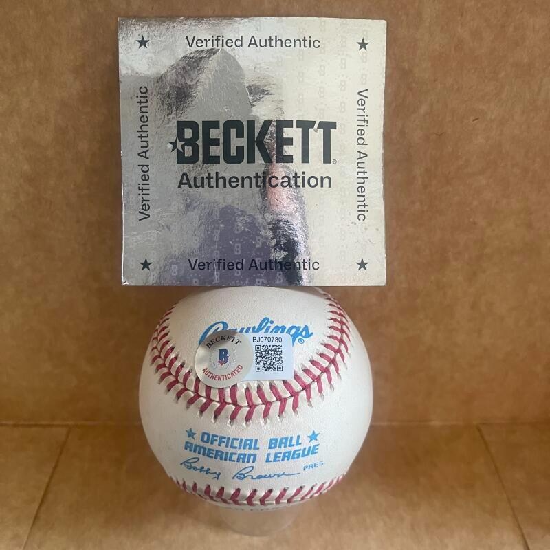 BOBBY SHANTZ 1952 A.L. MVP SIGNED AUTOGRAPHED A.L. BASEBALL BECKETT AUTH