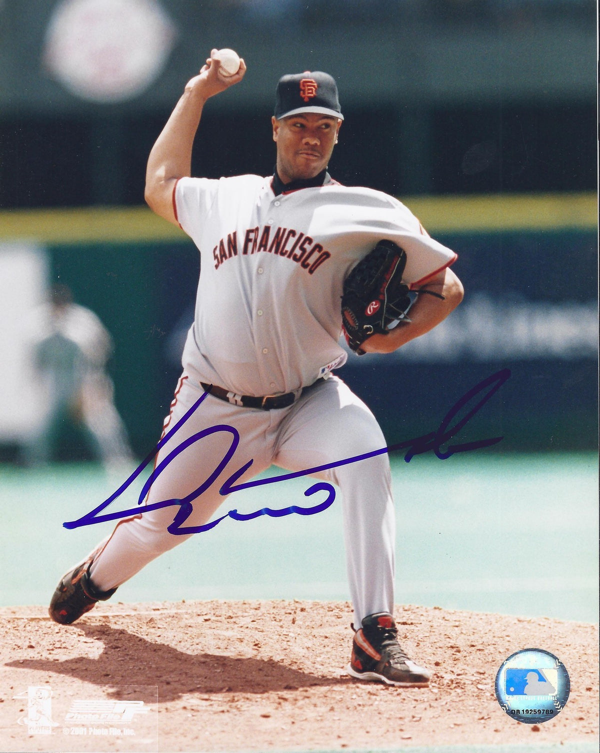 LIVAN HERNANDEZ SAN FRANSCICO GIANTS SIGNED AUTOGRAPHED 8X10 PHOTO W/COA