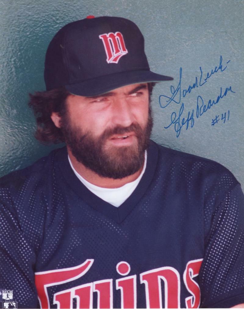 JEFF REARDON MINNESOTA TWINS SIGNED AUTOGRAPHED 8X10 PHOTO W/COA