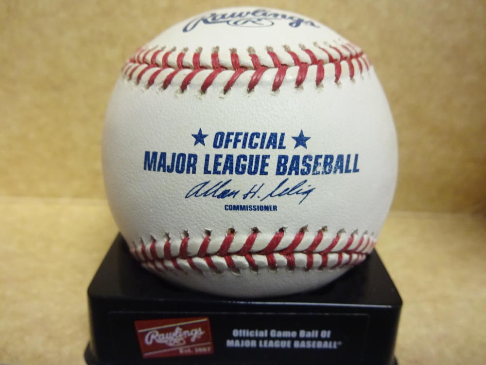 FRED VALENTINE SENATORS/ORIOLES SIGNED M.L. BASEBALL W/COA