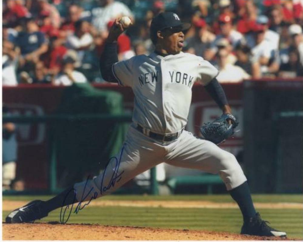 OCTAVIO DOTEL NEW YORK YANKEES SIGNED AUTOGRAPHED 8X10 W/COA