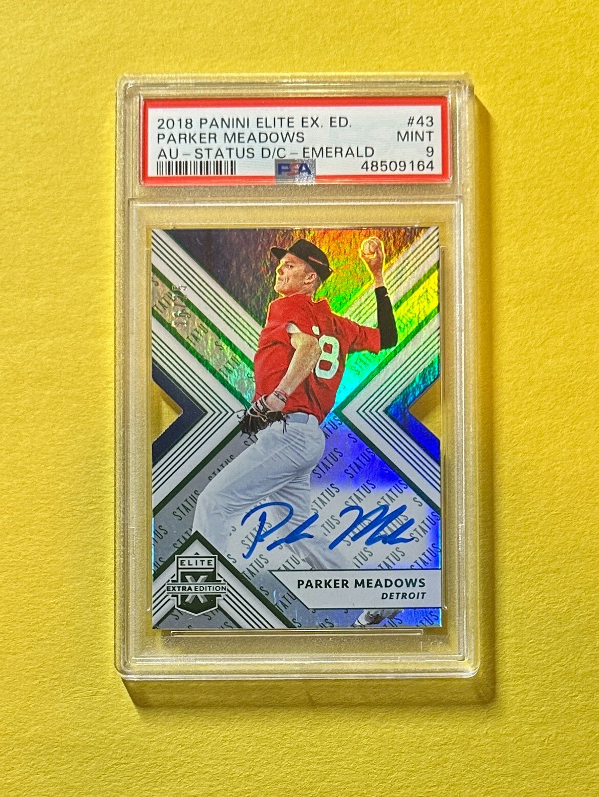 2019 PANINI ELITE EXTRA EDITION PARKER MEADOWS STATUS DIE CUT AUTO /25 #43 PSA 9