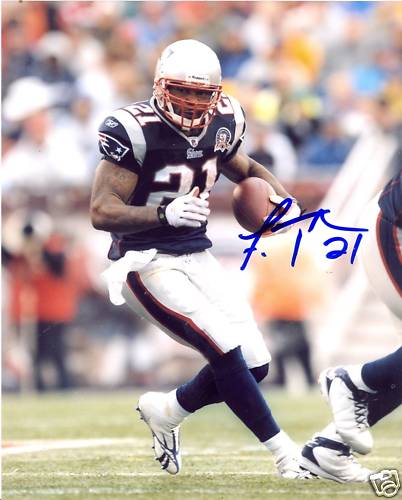 FRED TAYLOR NEW ENGLAND PATRIOTS SIGNED 8X10 PHOTO COA