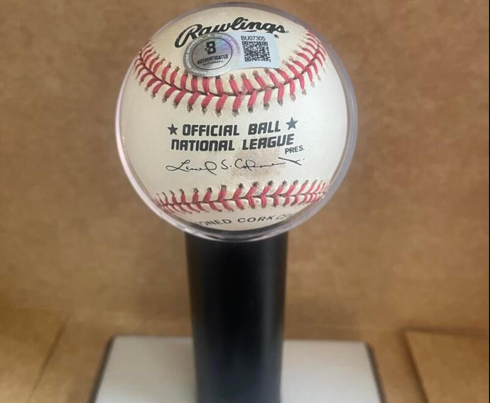 TOM SEAVER NY METS SIGNED AUTOGRAPHED N.L. BASEBALL BECKETT AUTH