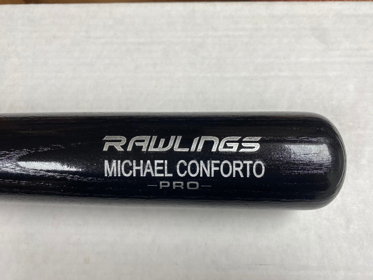 MICHAEL CONFORTO SAN FRANCISCO GIANTS UNSIGNED RAWLINGS PRO ENGRAVED BLACK BAT