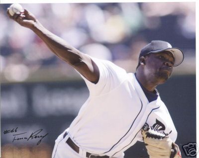 FERNANDO RODNEY DETROIT TIGERS SIGNED 8X10 PHOTO W/COA