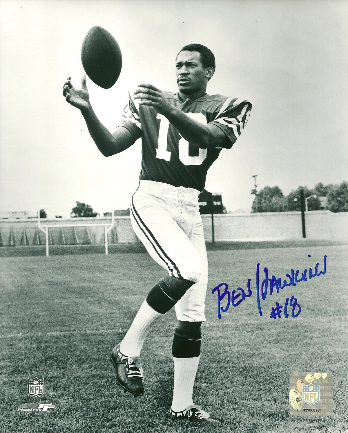 BEN HAWKINS PHILADELPHIA EAGLES SIGNED AUTOGRAPHED 8x10 PHOTO W/COA