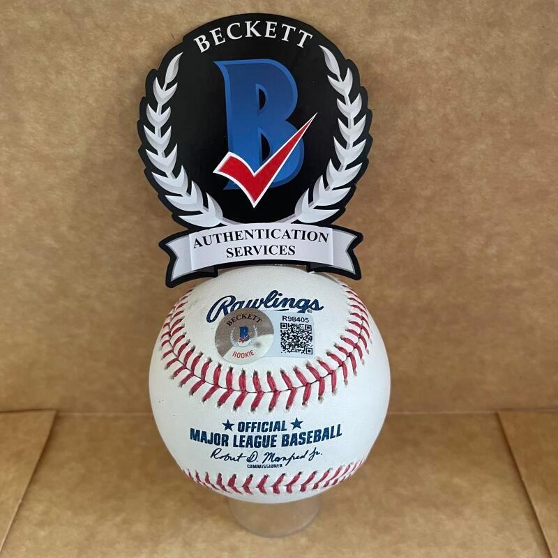MAX MEYER MARLINS SIGNED AUTOGRAPHED M.L. BASEBALL BECKETT AUTHENTICATED