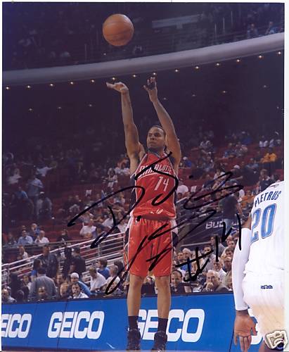 D.J. AUGUSTIN CHARLOTTE BOBCATS SIGNED 8X10 PHOTO W/COA