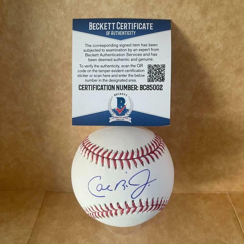 CAL RIPKEN JR. . BALTIMORE ORIOLES SIGNED AUTO M.L. BASEBALL BAS BC85002