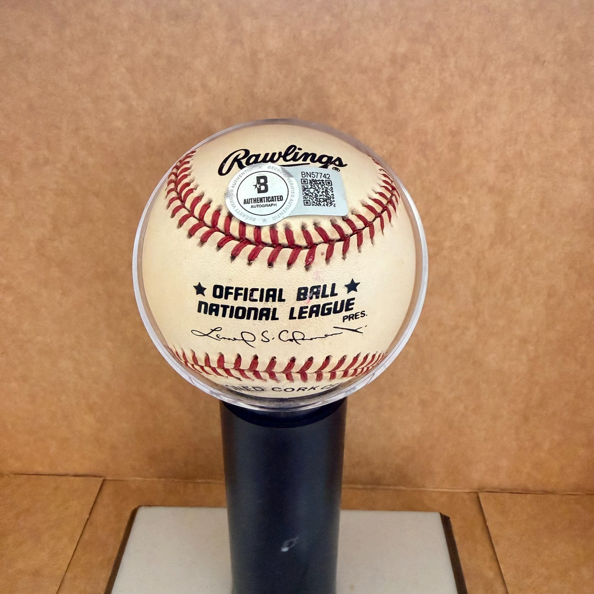 OZZIE SMITH CARDINALS SIGNED AUTO VINTAGE N.L. BASEBALL  JSA AUTH