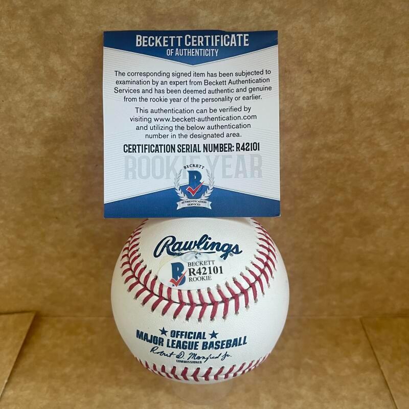 VICTOR VICTOR MESA MIAMI MARLINS SIGNED AUTO M.L. BASEBALL BECKETT R42101