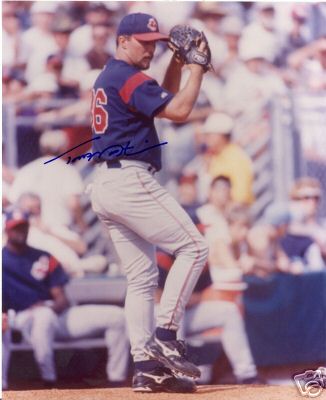 TOM MARTIN CLEVELAND INDIANS SIGNED 8X10 PHOTO W/COA