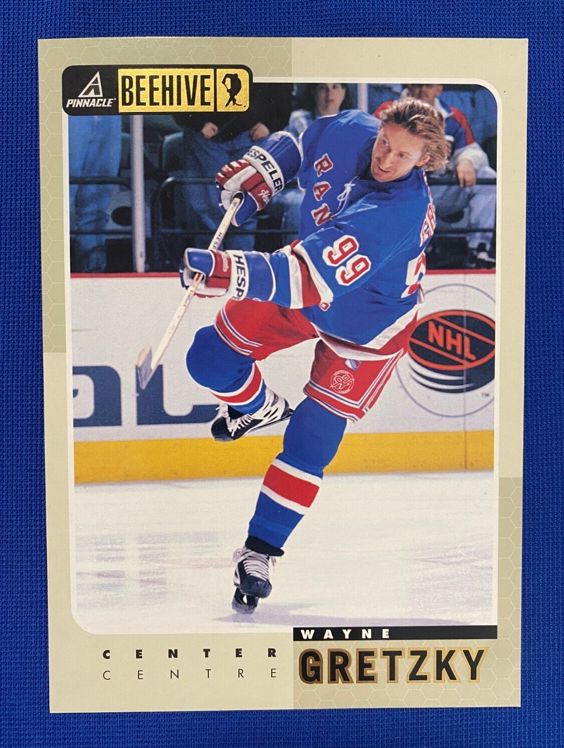 1998 PINNACLE BEEHIVE WAYNE GRETZKY RANGERS JUMBO CARD #33