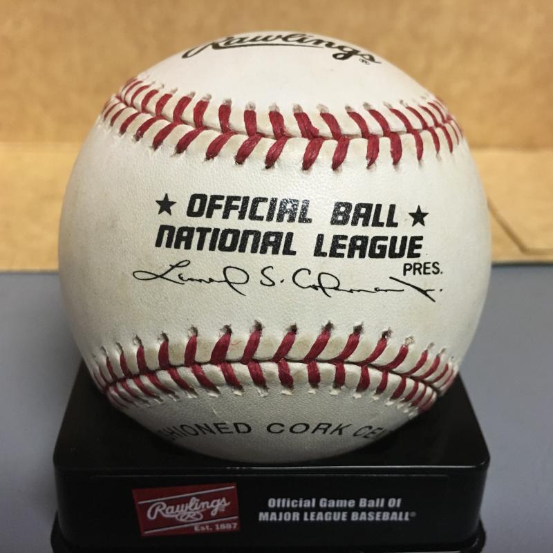 TIM WORRELL GIANTS/PHILLIES N.L. SIGNED BASEBALL W/COA