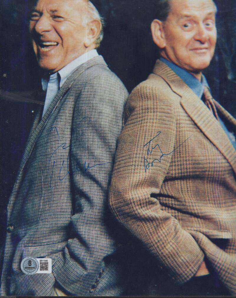 JACK KLUGMAN TONY RANDALL ODD COUPLE SIGNED 8X10 PHOTO BECKETT AUTH BR11948
