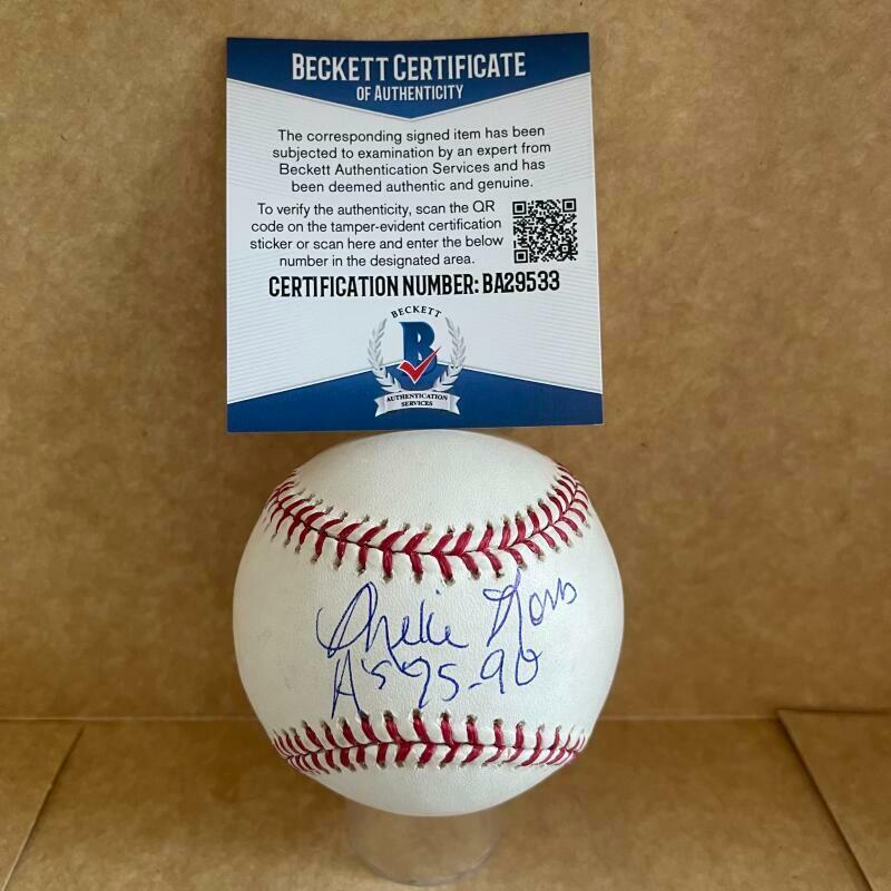 MIKE NORRIS A'S 75-90 SIGNED AUTOGRAPHED M.L. BASEBALL BAS BA29533