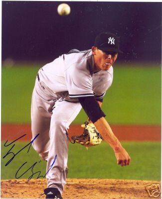 TYLER CLIPPARD NEW YORK YANKEES SIGNED 8X10 PHOTO W/COA