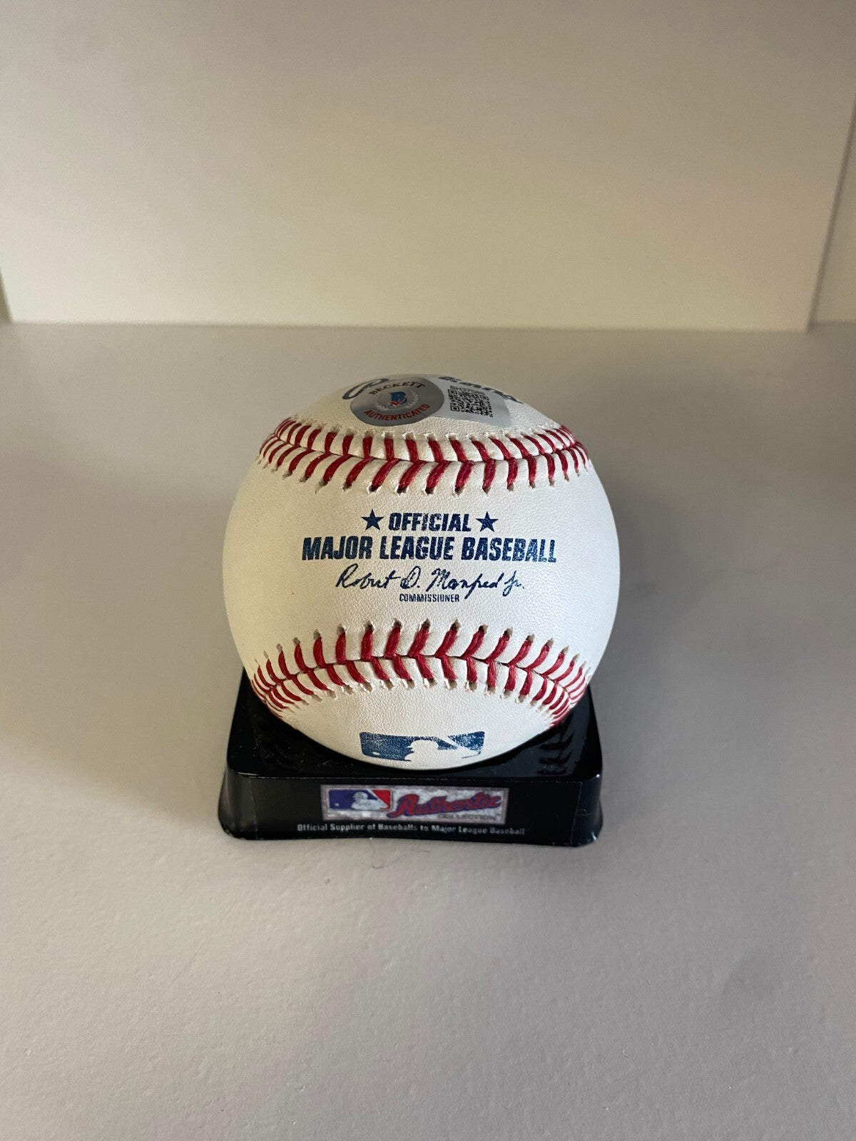 TERMARR JOHNSON PITTSBURGH PIRATES SIGNED AUTOGRAPHED M.L BASEBALL BECKETT