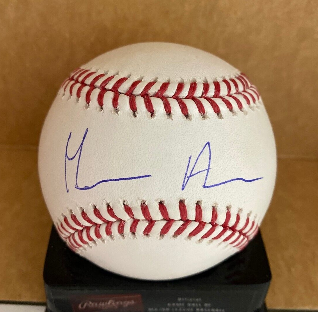 MICHAEL ARROYO SEATTLE MARINERS SIGNED AUTOGRAPHED M.L. BASEBALL BAS BECKETT *