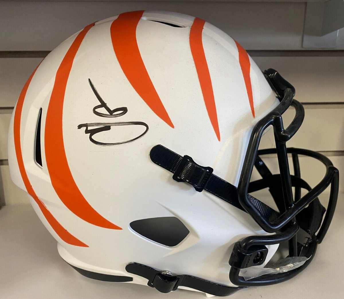 CHAD OCHOCINCO CINCINNATI BENGALS SIGNED AUTOGRAPHED LUNAR FULL SIZE HELMET BAS