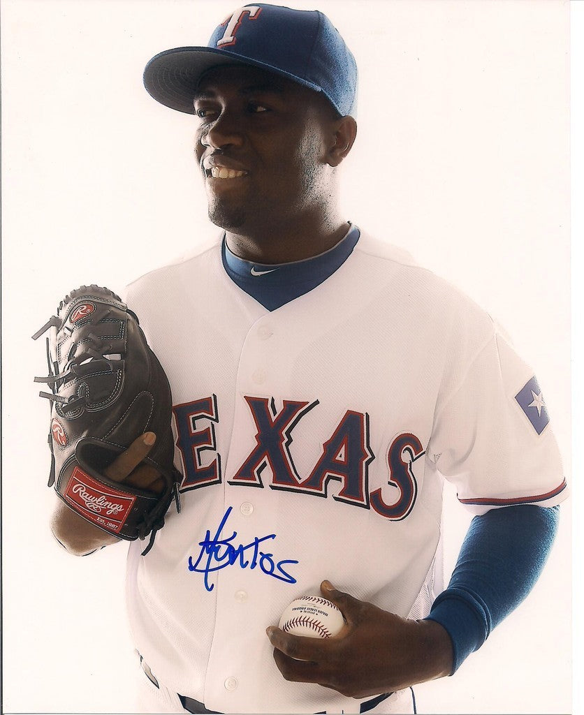 MIGUEL DE LOS SANTOS TEXAS RANGERS SIGNED 8X10 PHOTO