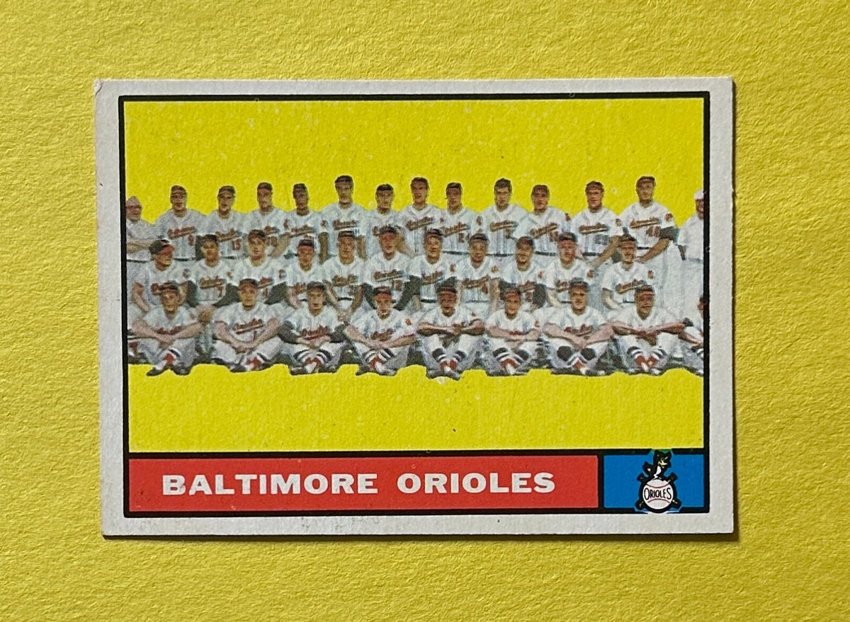 1961 TOPPS 1960 BALTIMORE ORIOLES TEAM CARD #159