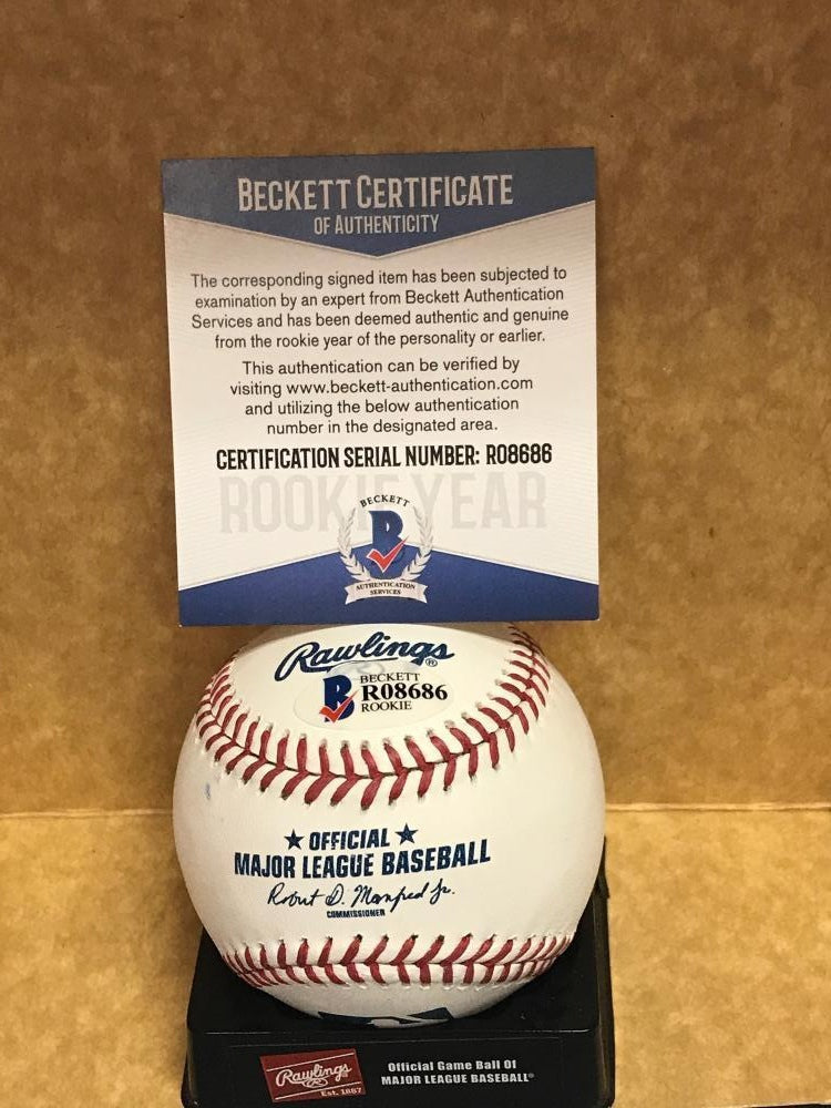 AUSTIN MEADOWS DETROIT TIGERS ROOKIE YEAR SIGNED ML  BASEBALL BECKETT R08686