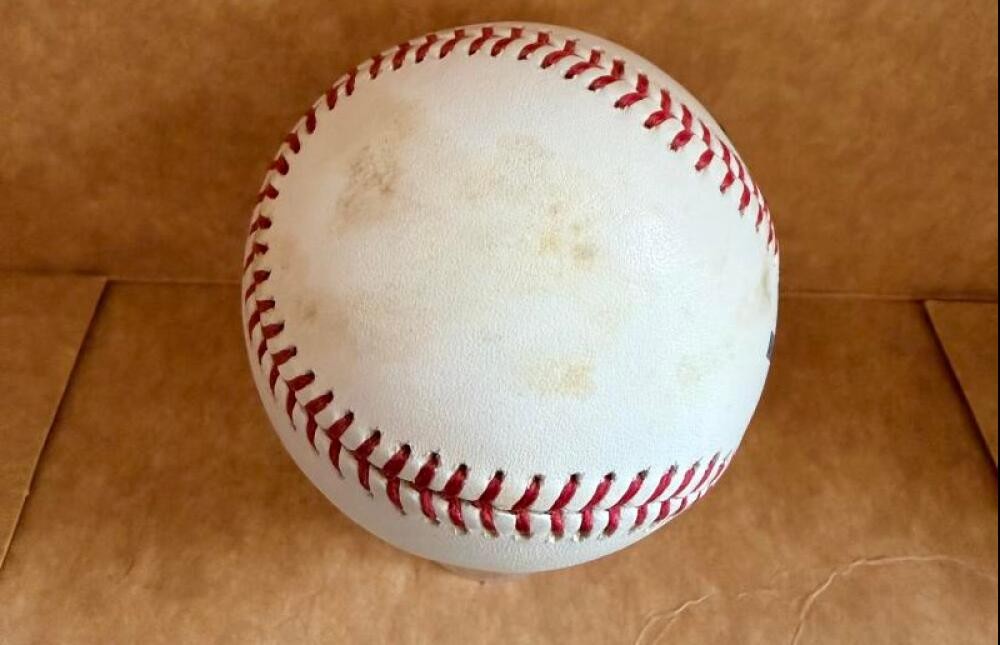 GEORGE KELL HOF 83 TIGERS SIGNED AUTOGRAPHED M.L. BASEBALL BECKETT AUTH