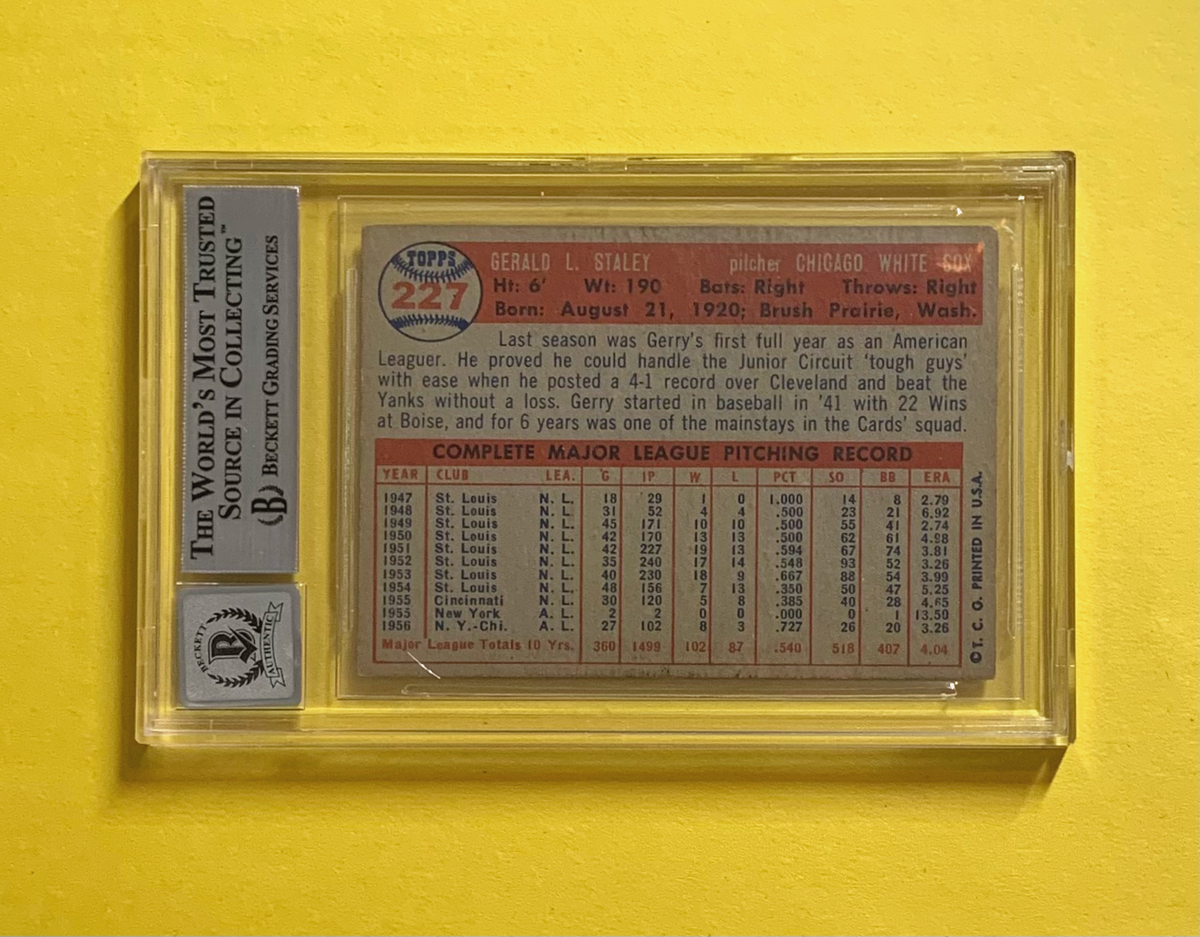 1957 TOPPS JERRY STALEY #227 SIGNED CARD BECKETT AUTH. AUTO 10 WHITE SOX