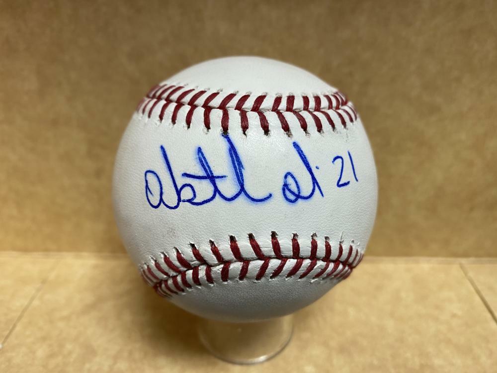 ABIATAL AVELINO NEW YORK YANKEES/GIANTS SIGNED AUTOGRAPHED M.L. BASEBALL W/ COA