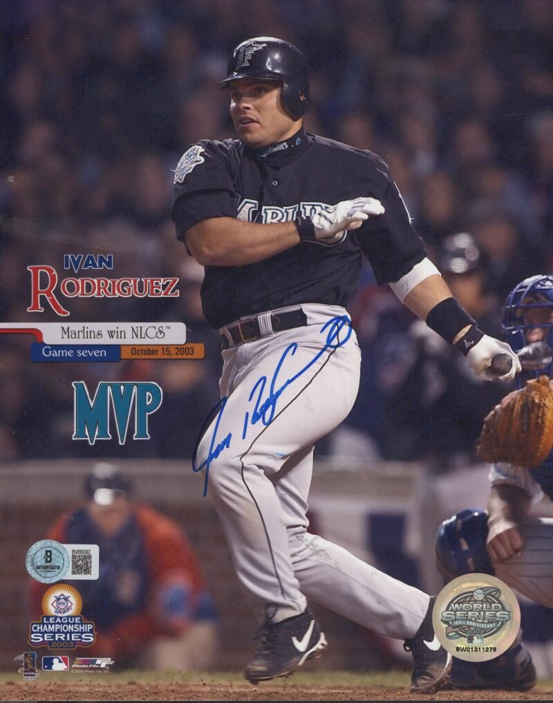 IVAN RODRIGUEZ PUDGE MIAMI MARLINS MVP SIGNED AUTO 8X10 PHOTO BECKETT AUTH