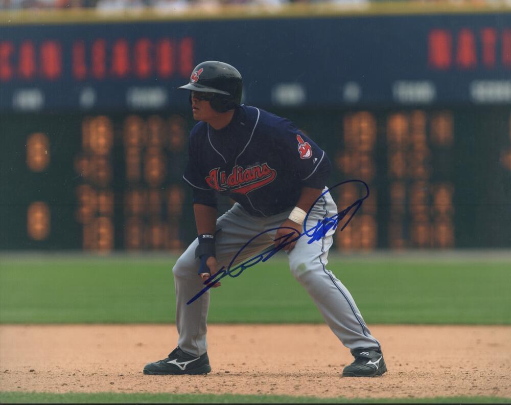 SHIN- SOO CHOO  CLEVELAND INDIANS SIGNED AUTOGRAPHED 8X10 PHOTO W/ COA