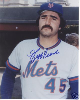 JEFF REARDON NEW YORK METS SIGNED 8X10 PHOTO W/COA