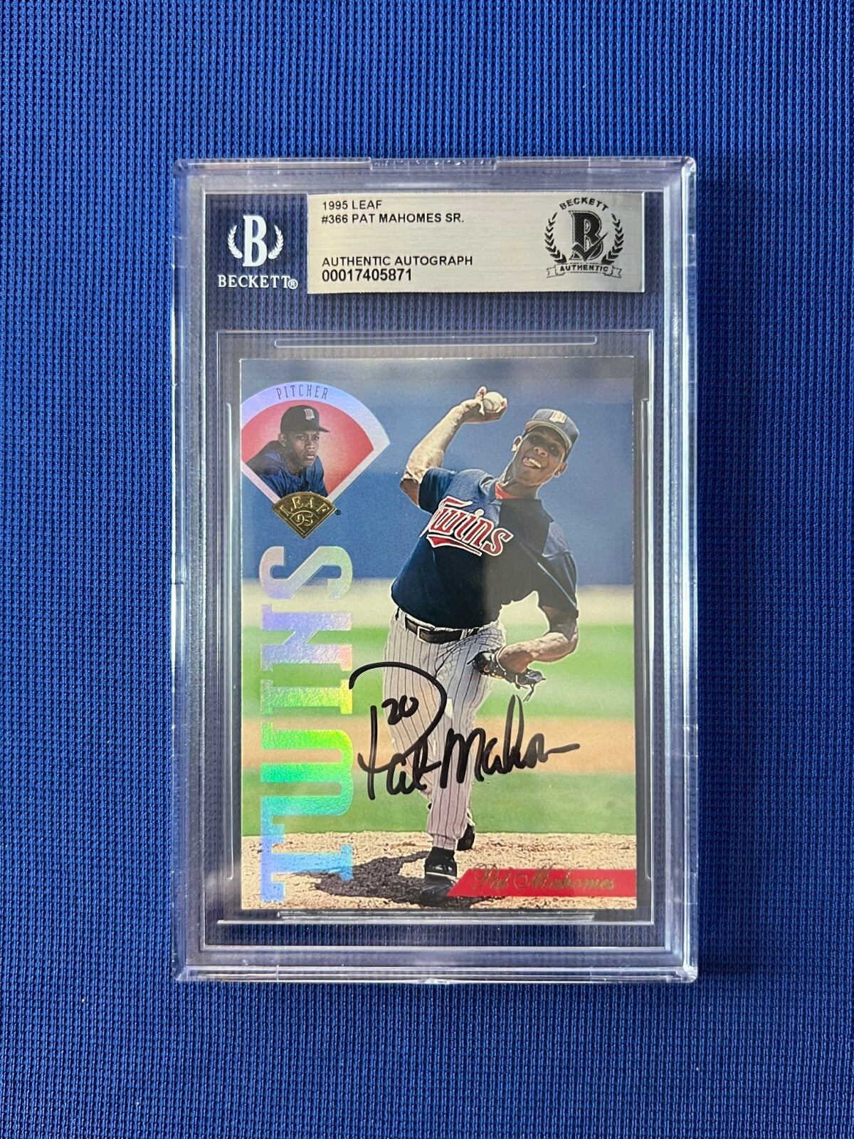 1995 LEAF PAT MAHOMES SR MINNESOTA TWINS SIGNED AUTOGRAPHED #366 CARD BECKETT