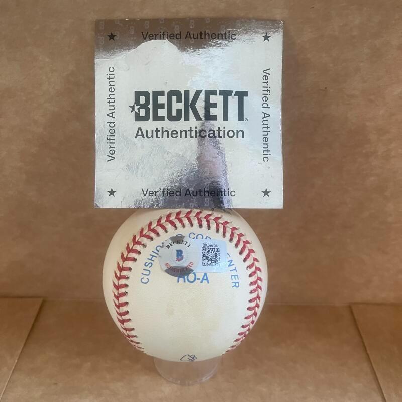 RICK HONEYCUTT YANKEES/DODGERS SIGNED A.L. BASEBALL  BECKETT AUTH