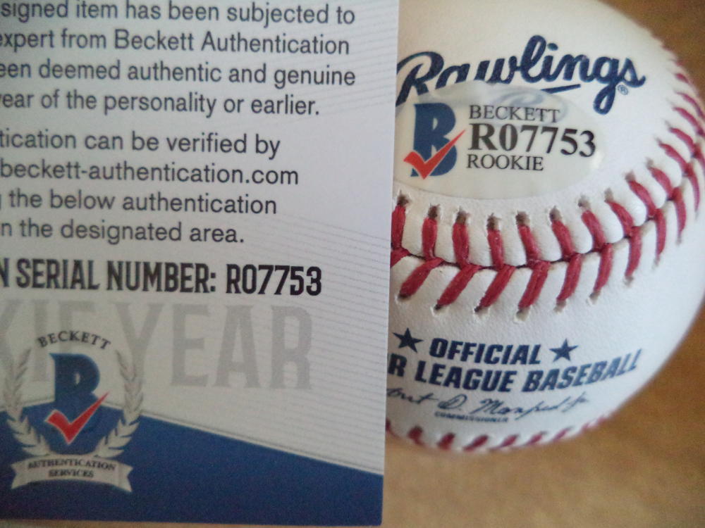 LEWIN DIAZ MINNESOTA TWINS ROOKIE YEAR SIGNED AUTO M.L. BASEBALL BECKETT R07753