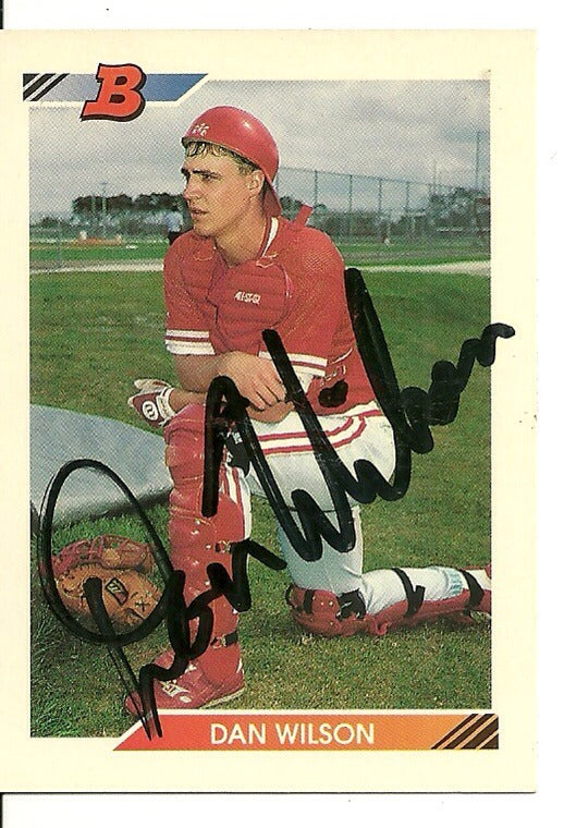 DAN WILSON CINCINNATI REDS SIGNED AUTO 1992 BOWMAN CARD #471 W/COA
