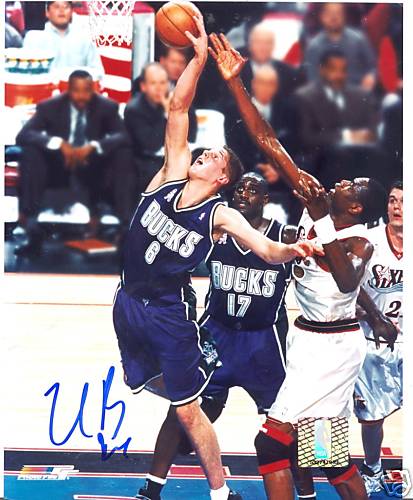 JOEL PRZYBILLA MILWAUKEE BUCKS SIGNED 8X10 PHOTO W/COA