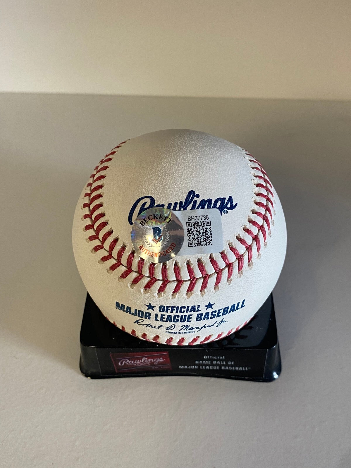 CAVAN BIGGIO TORONTO BLUE JAYS SIGNED AUTOGRAPHED M.L. BASEBALL BECKETT ***
